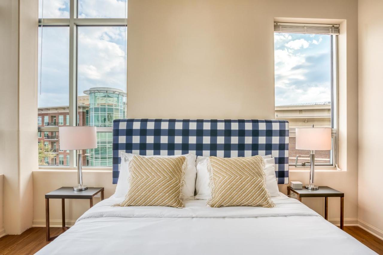 Mint House Greenville - Downtown ภายนอก รูปภาพ