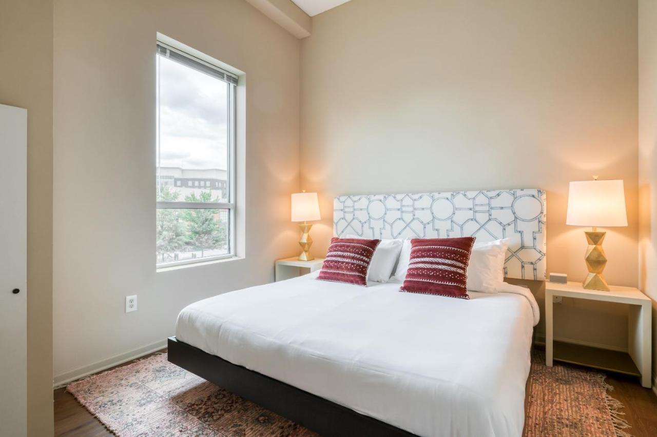Mint House Greenville - Downtown ภายนอก รูปภาพ